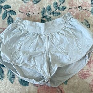 Size 6 white hotty hots